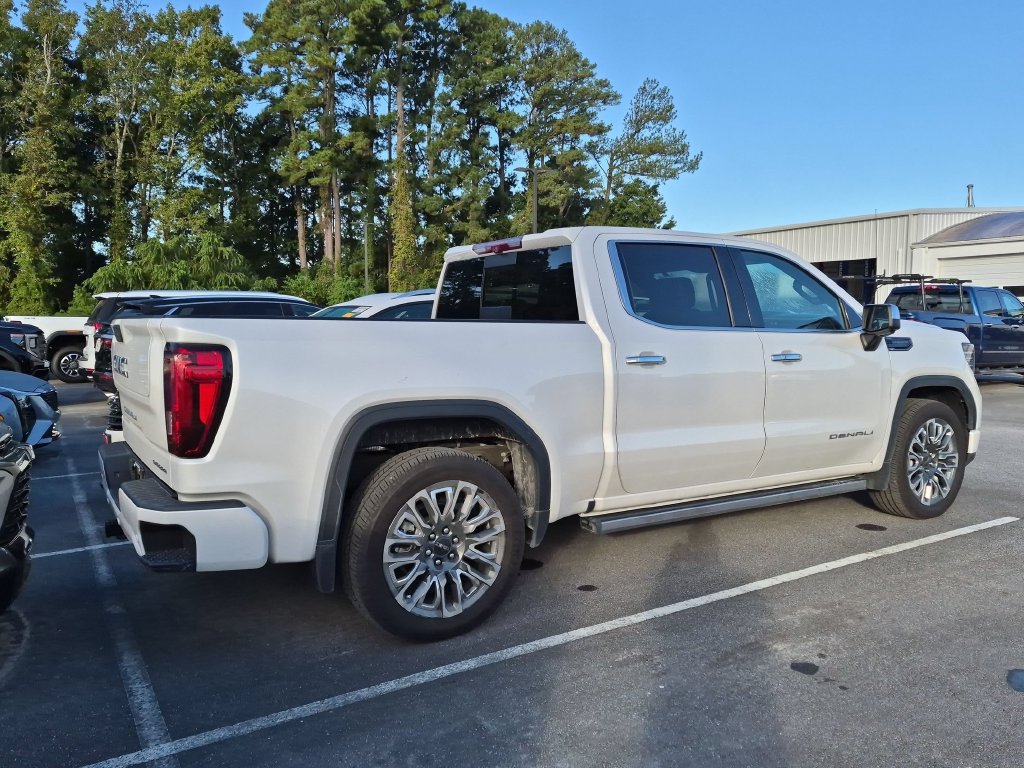 Used 2024 GMC Sierra 1500 Denali Ultimate AWD/4WD image 10
