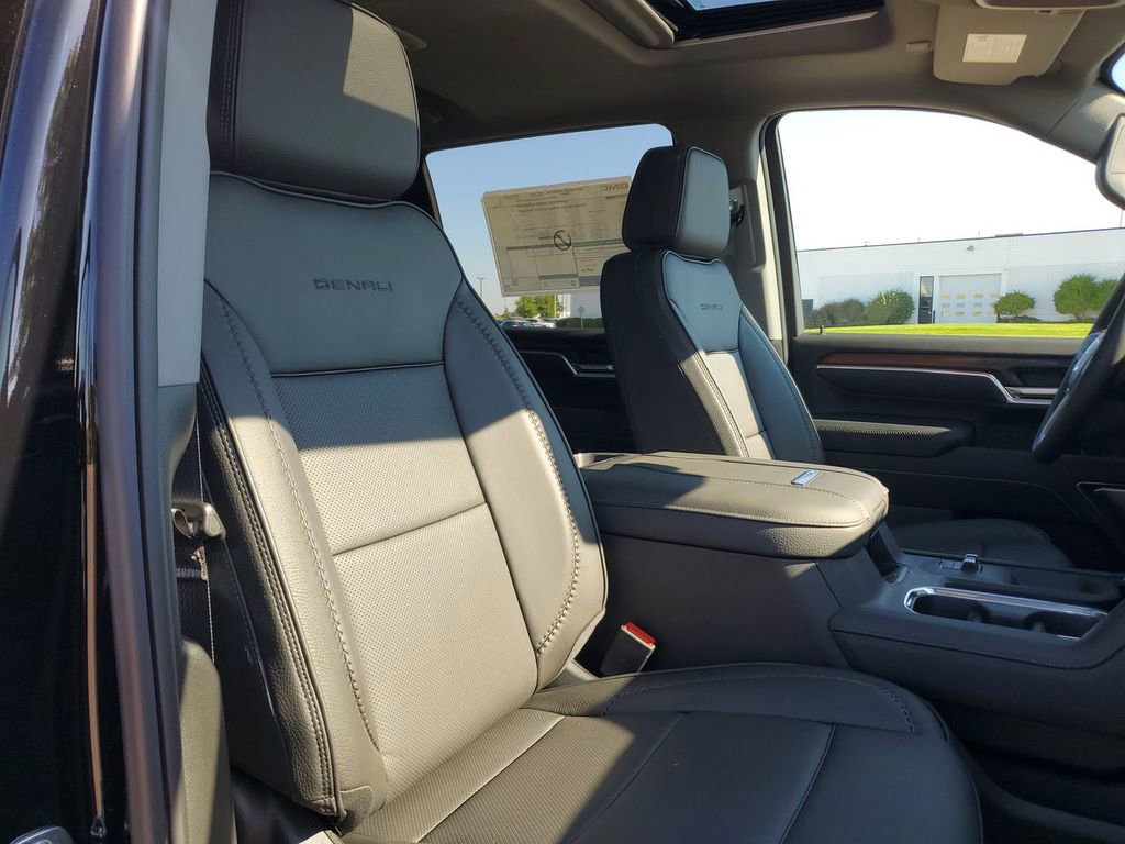 New 2026 GMC Sierra 2500 Denali w/ Denali Reserve Package image 29