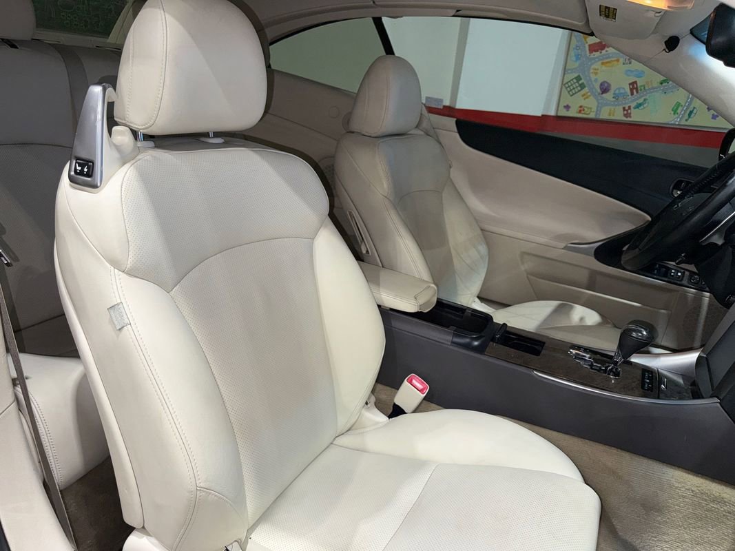 Used 2010 Lexus IS 250C image 81