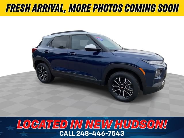 Used 2022 Chevrolet TrailBlazer ACTIV w/ Technology Package AWD/4WD image 3