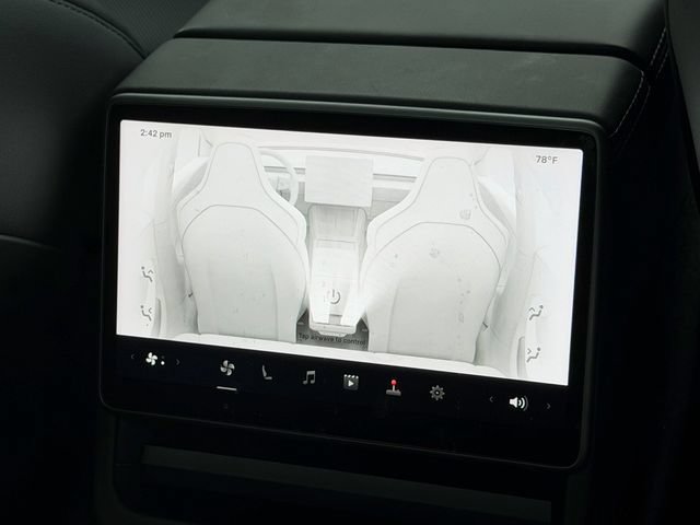 Used 2025 Tesla Model 3 Performance AWD/4WD image 16