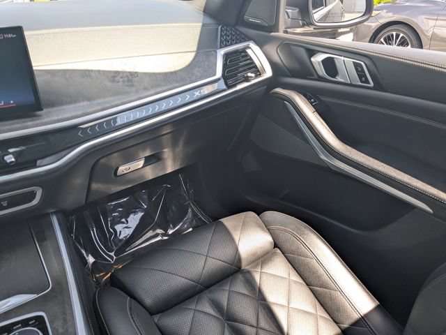 Used 2025 BMW X5 xDrive40i AWD/4WD image 18