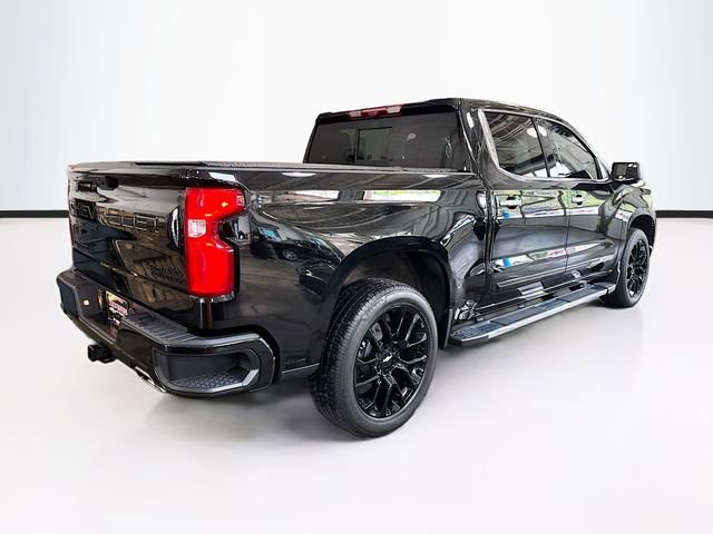 Used 2023 Chevrolet Silverado 1500 High Country w/ High Country Premium Package AWD/4WD image 6
