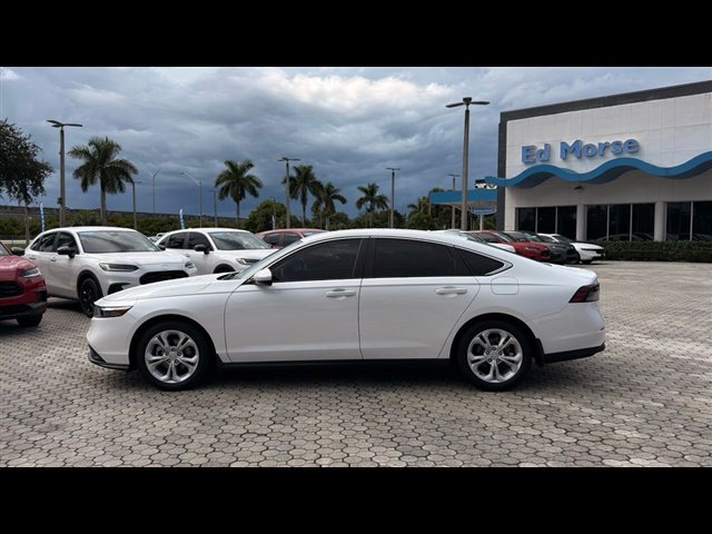 Certified 2025 Honda Accord LX image 3