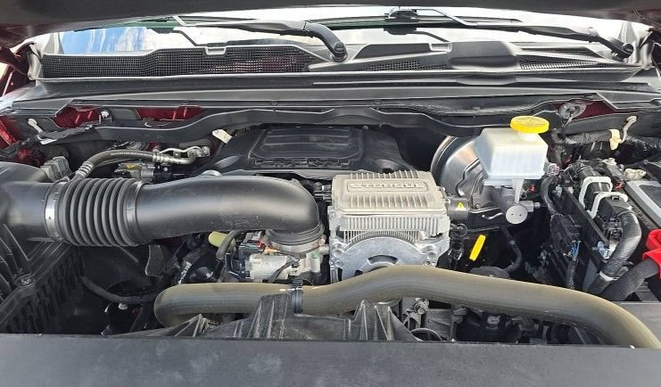Used 2023 RAM 1500 Laramie AWD/4WD image 14
