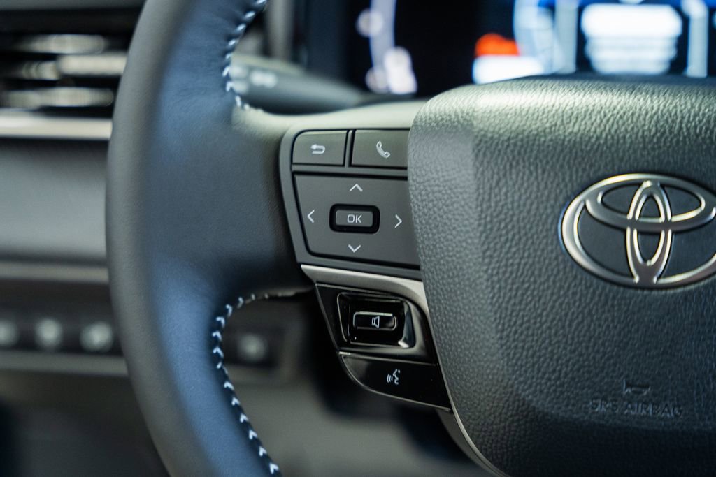 New 2026 Toyota Camry SE image 26