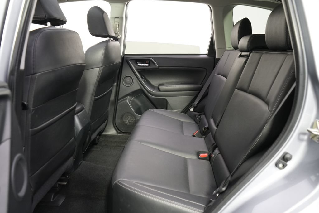 Used 2017 Subaru Forester 2.5i Limited AWD/4WD image 21