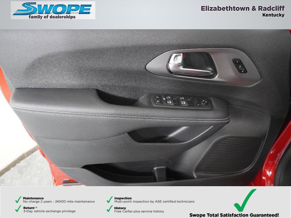 New 2026 Chrysler Pacifica Select image 13