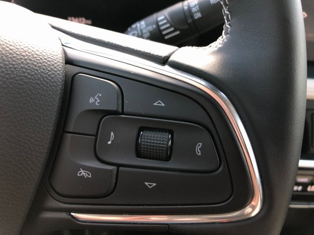 Used 2024 Buick Encore GX Avenir w/ Avenir Convenience Package image 5