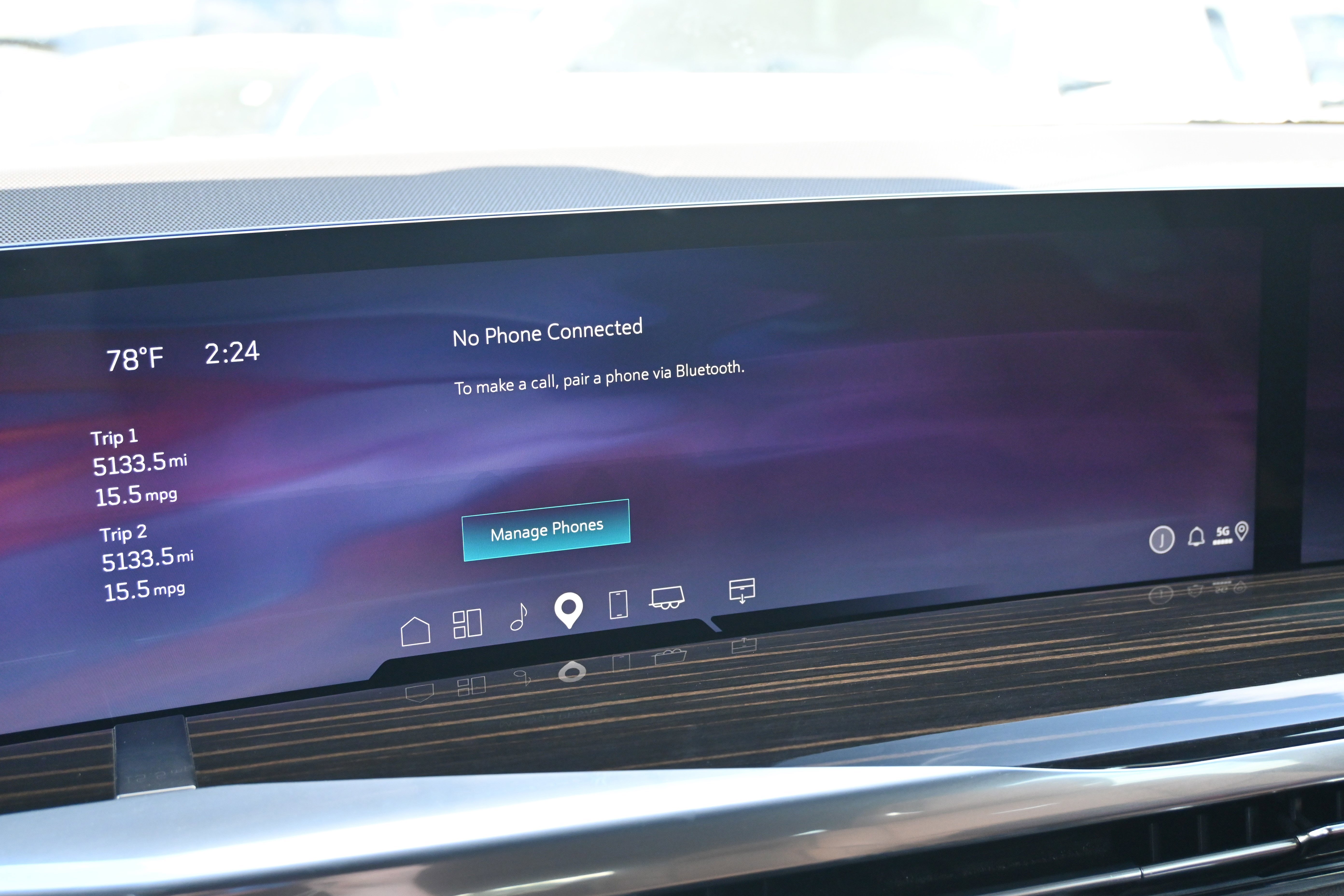 Used 2025 Cadillac Escalade Premium Luxury w/ Touring Package image 38