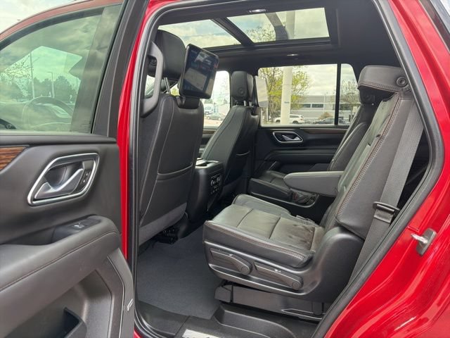 Used 2024 Chevrolet Tahoe High Country w/ Advanced Technology Package AWD/4WD image 15