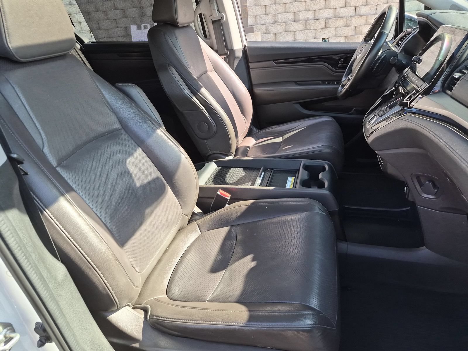 Used 2018 Honda Odyssey Elite image 31