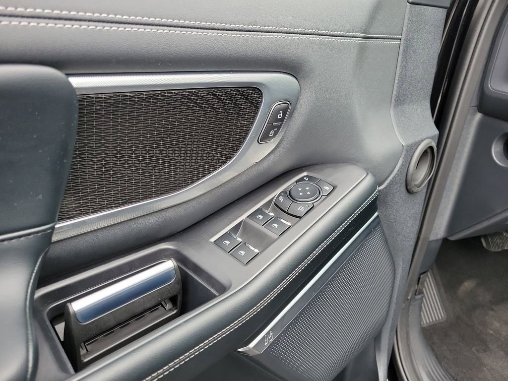 New 2025 Ford Expedition Max Platinum w/ Stealth Performance Package image 19