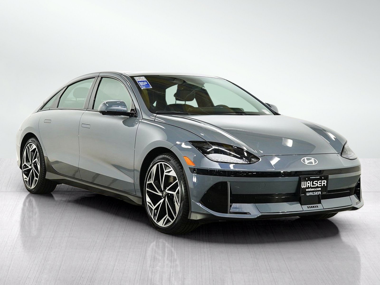 Used 2024 Hyundai Ioniq 6 Limited AWD/4WD image 7
