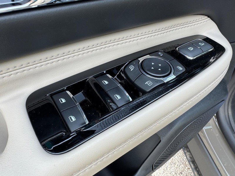 New 2025 Lincoln Corsair Grand Touring w/ Equipment Group 301A image 18