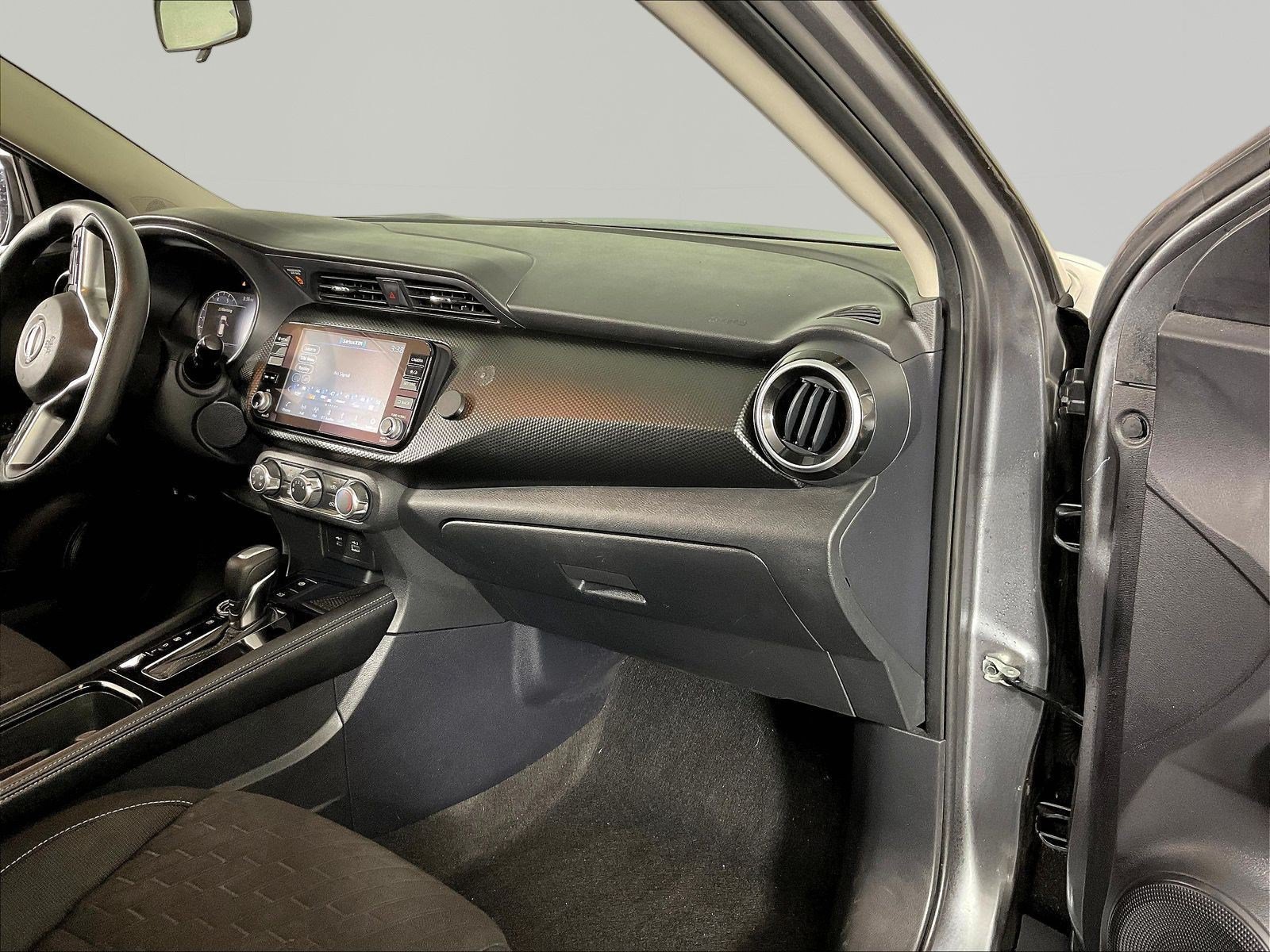Used 2023 Nissan Kicks SV FWD image 26