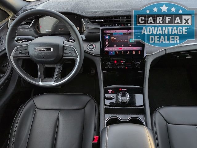 Used 2025 Jeep Grand Cherokee L Limited w/ Black Appearance Package image 5