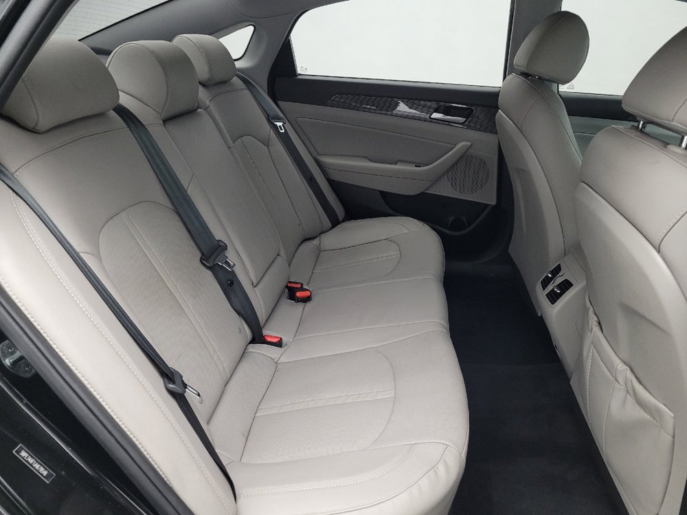 Used 2018 Hyundai Sonata Limited image 19