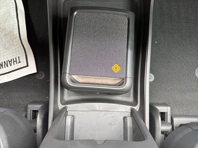 Used 2024 Rivian R1S Adventure image 56