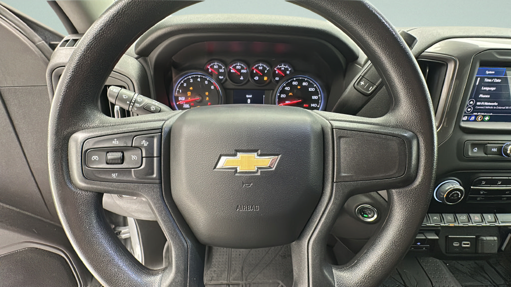 Used 2025 Chevrolet Silverado 1500 Custom w/ LPO, Dark Essentials Package AWD/4WD image 17