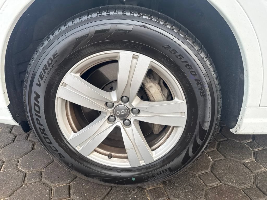 Used 2019 Audi Q7 2.0T Premium Plus AWD/4WD image 12