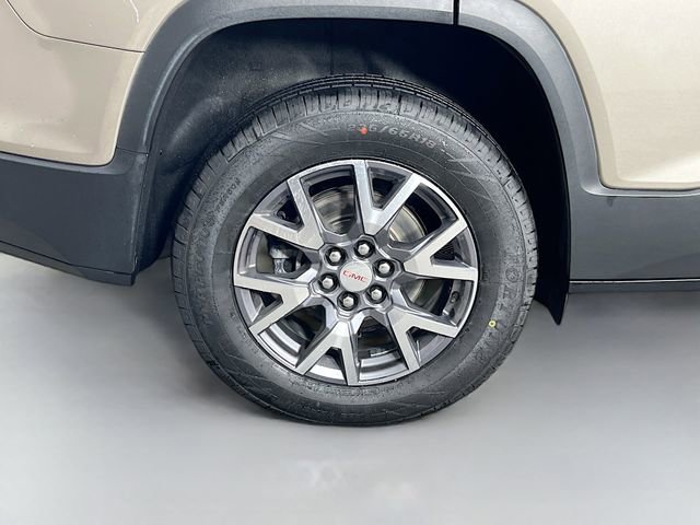 Used 2022 GMC Acadia SLT w/ Technology Package AWD/4WD image 38