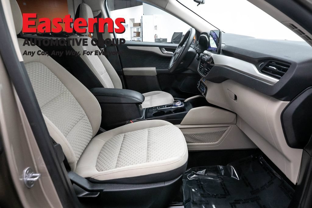 Used 2020 Ford Escape SE AWD/4WD image 24