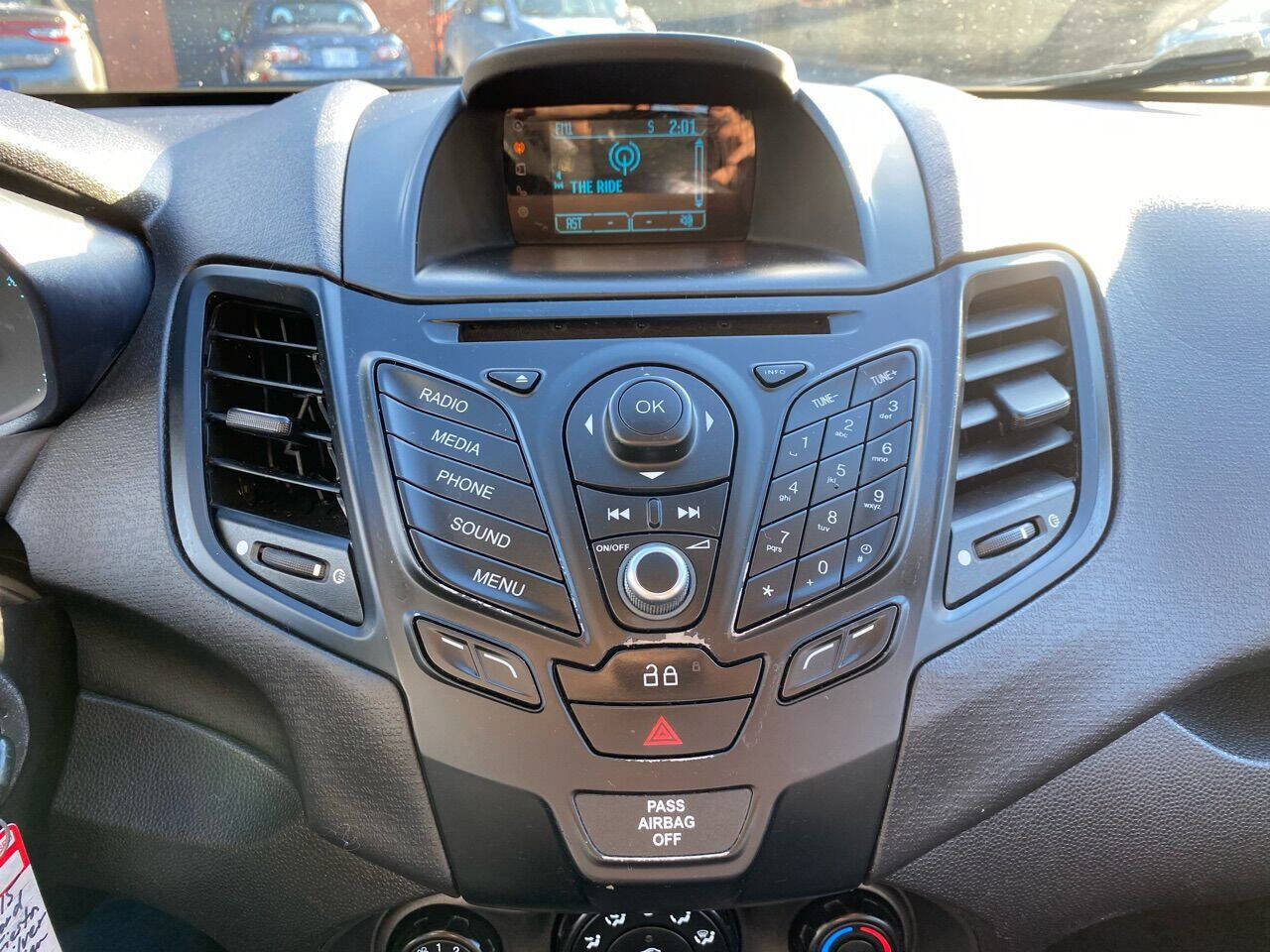 Used 2015 Ford Fiesta S image 14