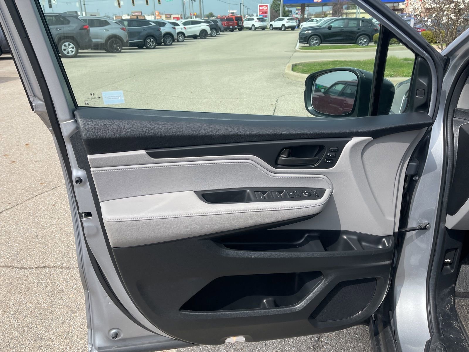 Used 2024 Honda Odyssey EX-L image 27