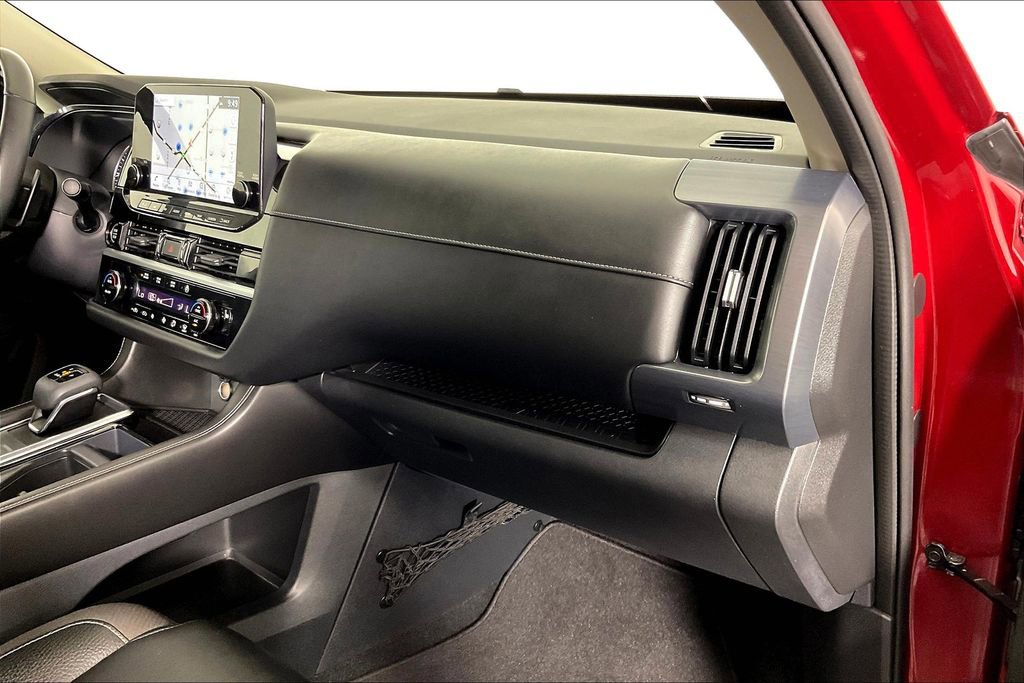 Used 2022 Nissan Pathfinder SL w/ Cargo Package image 22