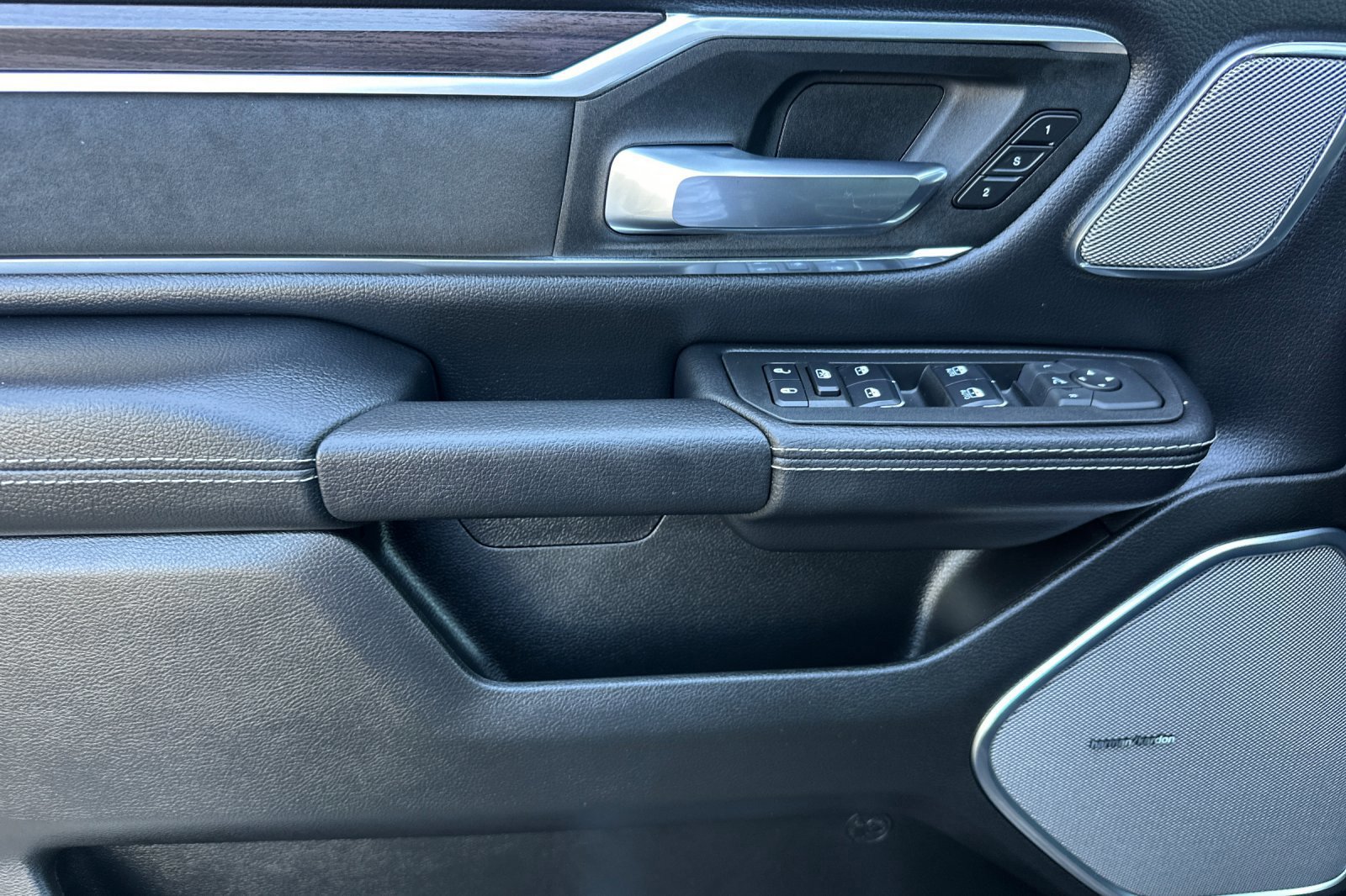 New 2026 RAM 1500 Laramie image 11