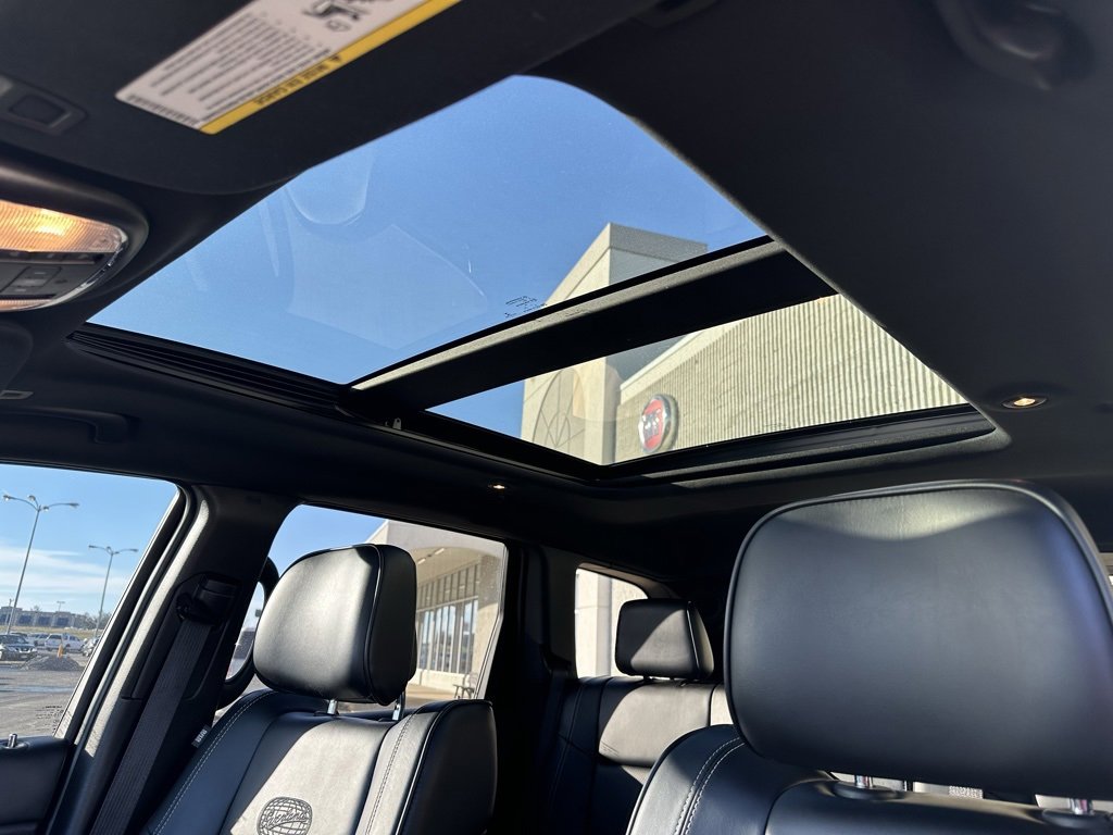 Used 2017 Jeep Grand Cherokee Overland image 38