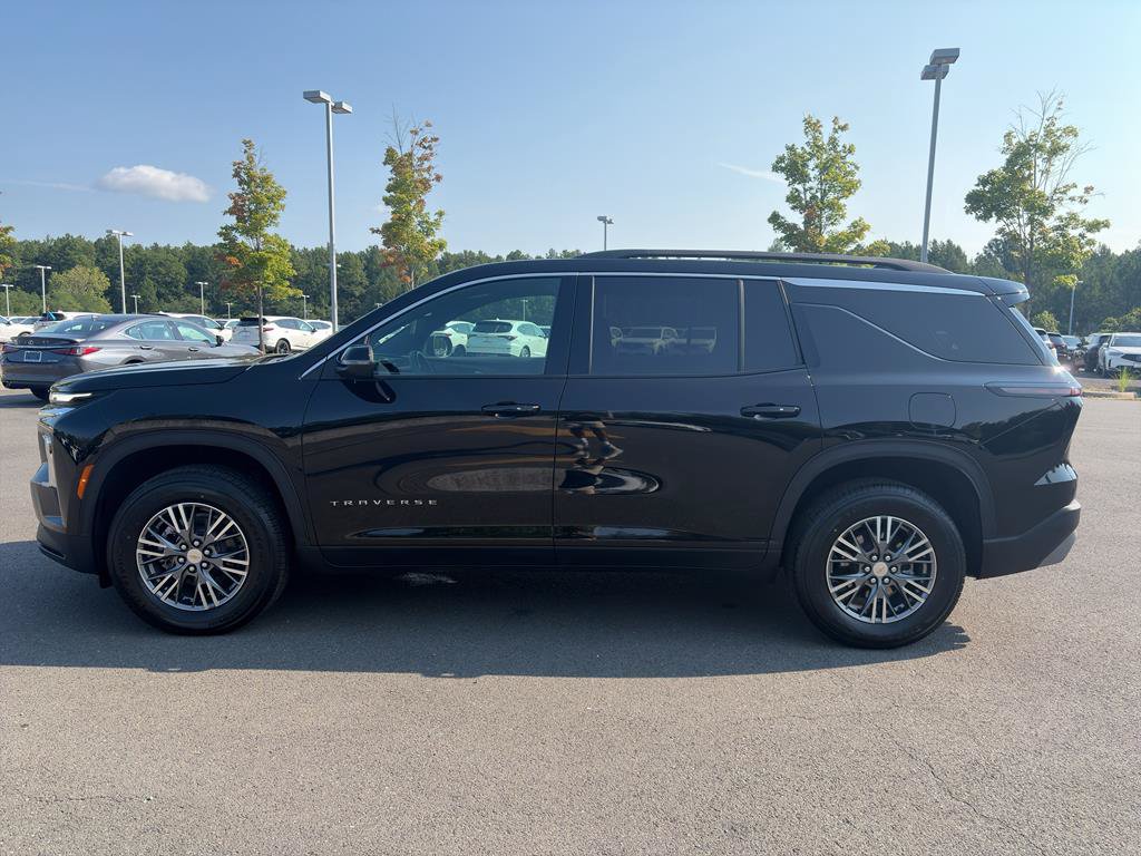Certified 2026 Chevrolet Traverse LT AWD/4WD image 4