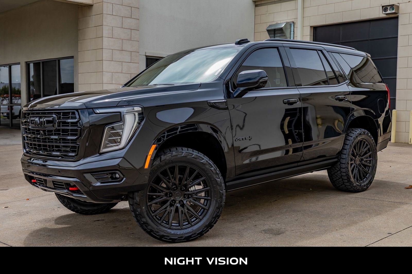 Used 2026 GMC Yukon AT4 Ultimate w/ LPO, Floor Liner Package image 5