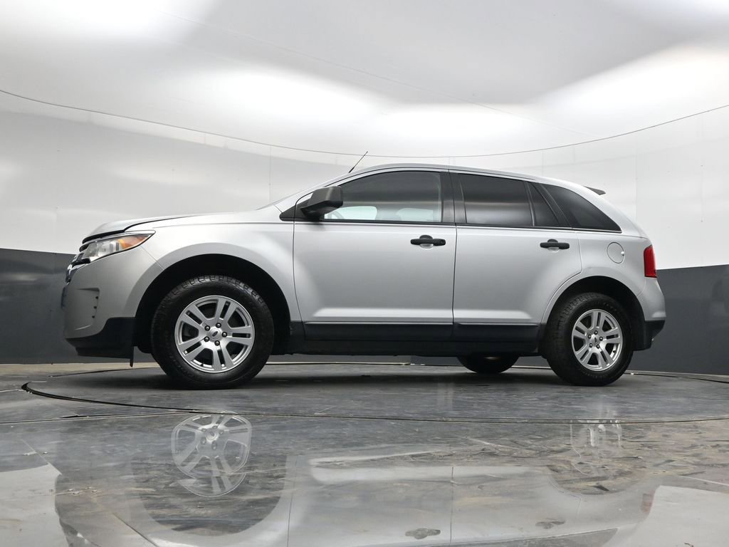 Used 2011 Ford Edge SE FWD image 25
