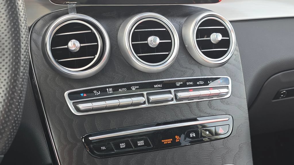 Used 2021 Mercedes-Benz GLC 43 AMG 4MATIC image 65