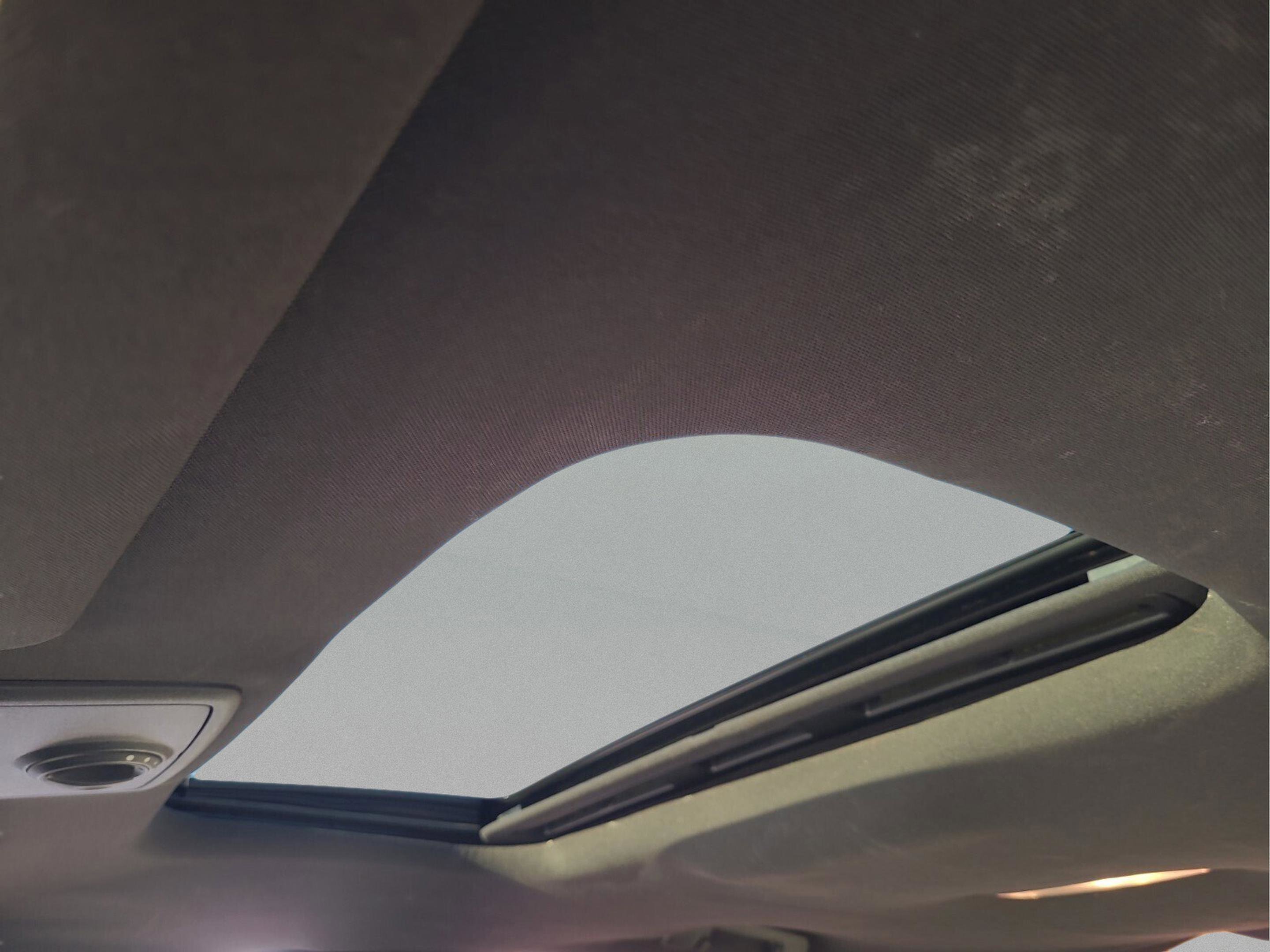 Used 2008 Pontiac G8 GT w/ Premium Package image 14