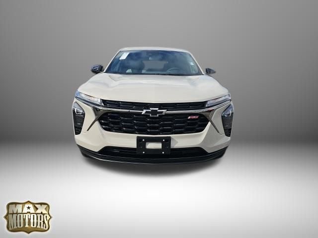 New 2026 Chevrolet Trax RS image 2