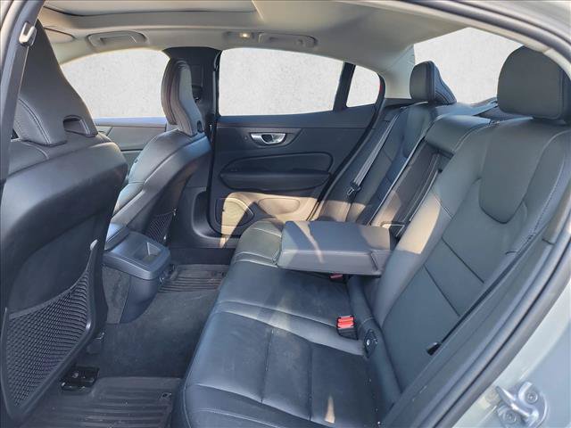 Used 2024 Volvo S60 B5 Plus AWD/4WD image 14