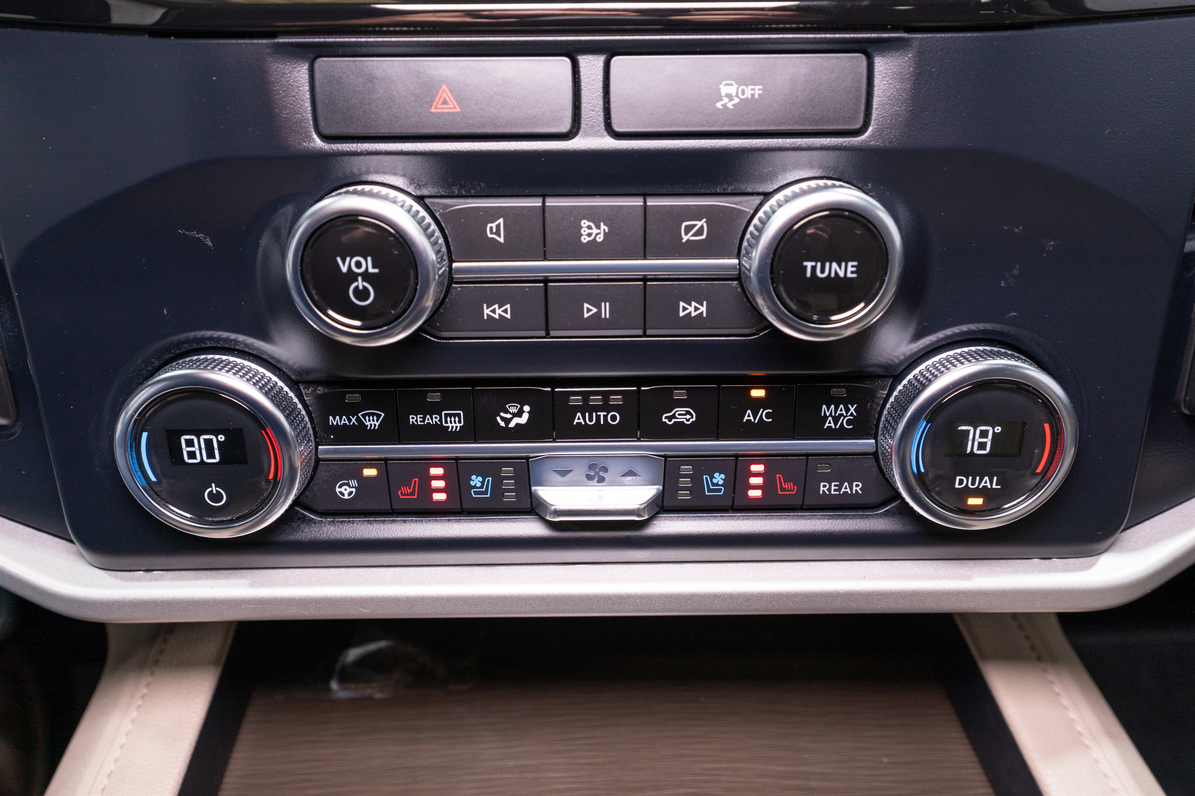 Used 2023 Ford Expedition Max Limited image 24