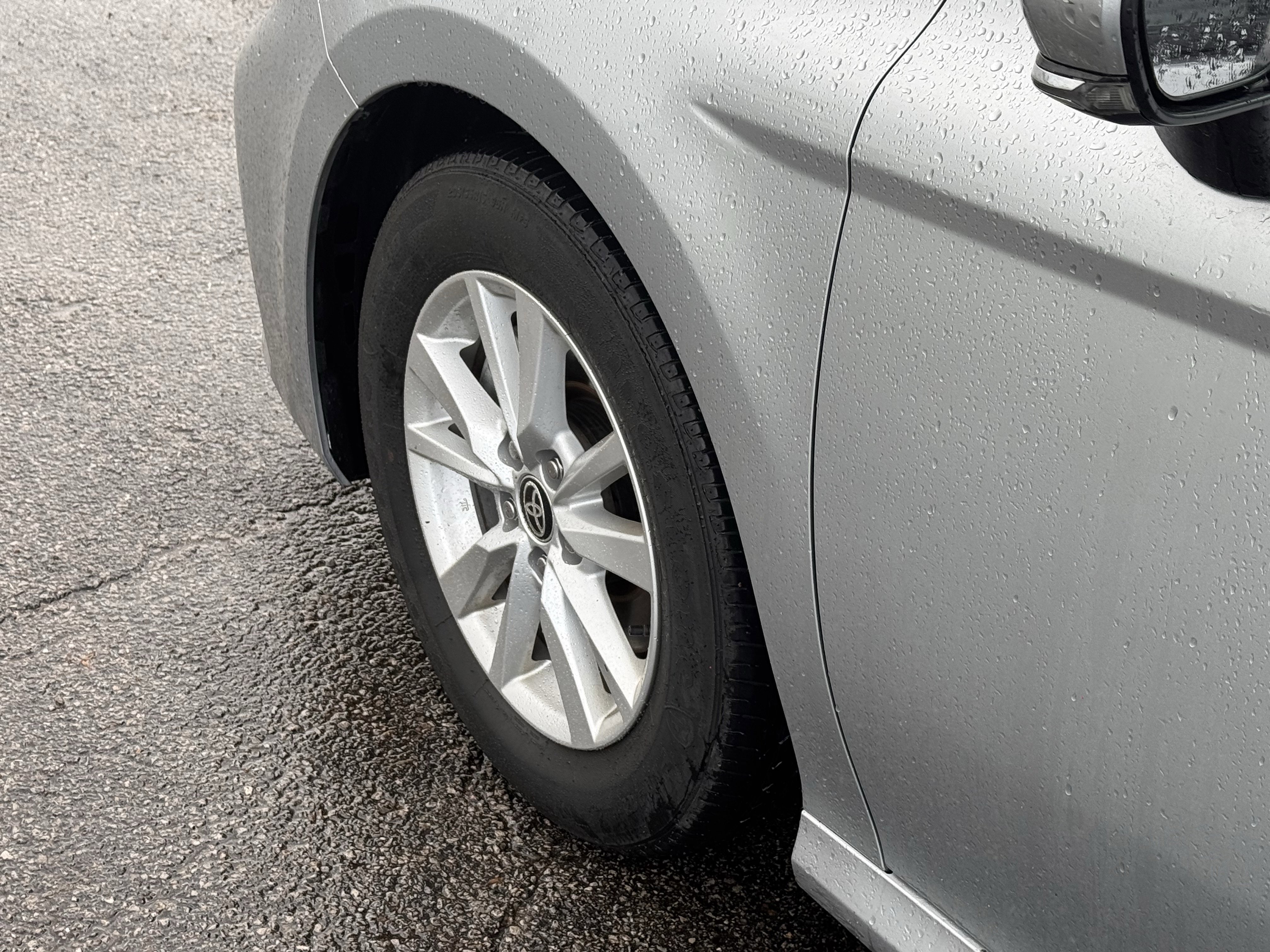 Used 2025 Toyota Camry LE FWD image 23