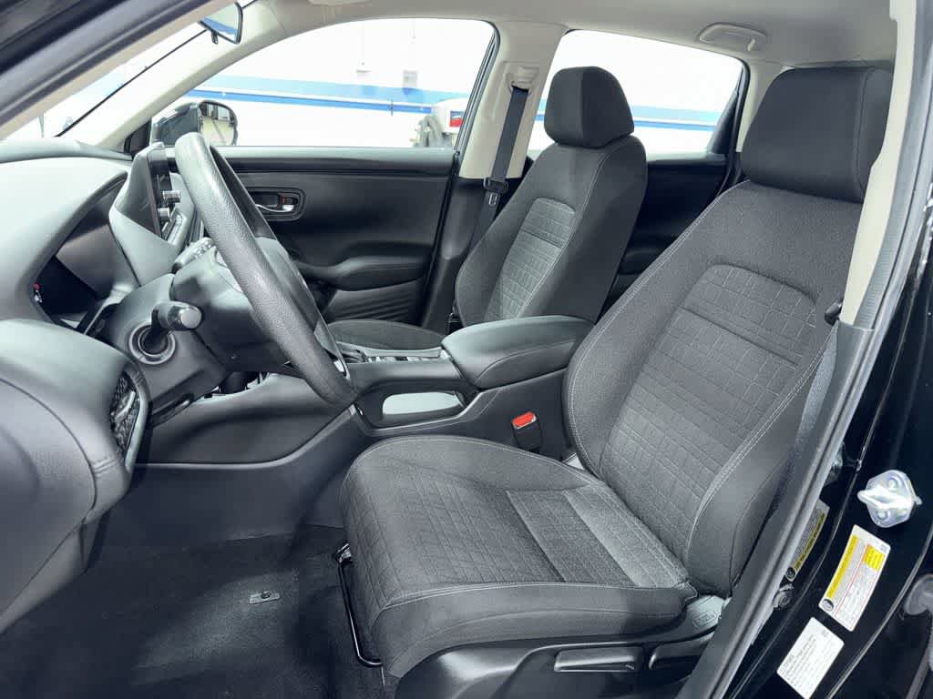 Used 2023 Honda HR-V LX image 15