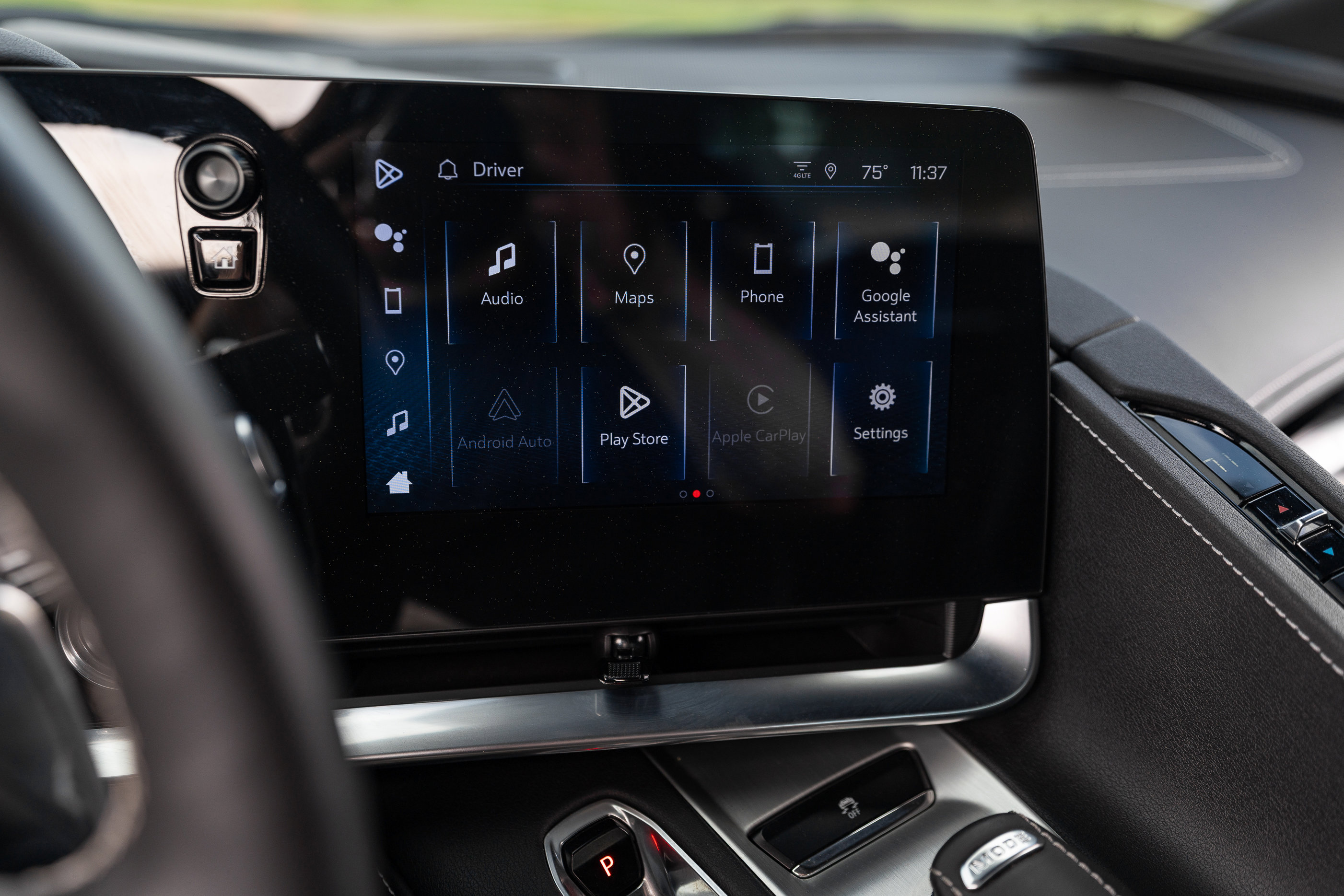 Used 2024 Chevrolet Corvette Stingray Coupe w/ 1LT RWD image 23