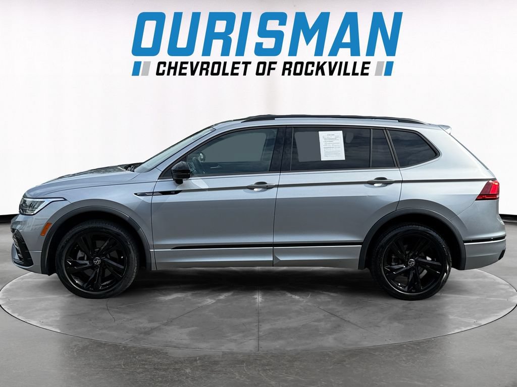 Used 2023 Volkswagen Tiguan SE R-Line FWD image 3