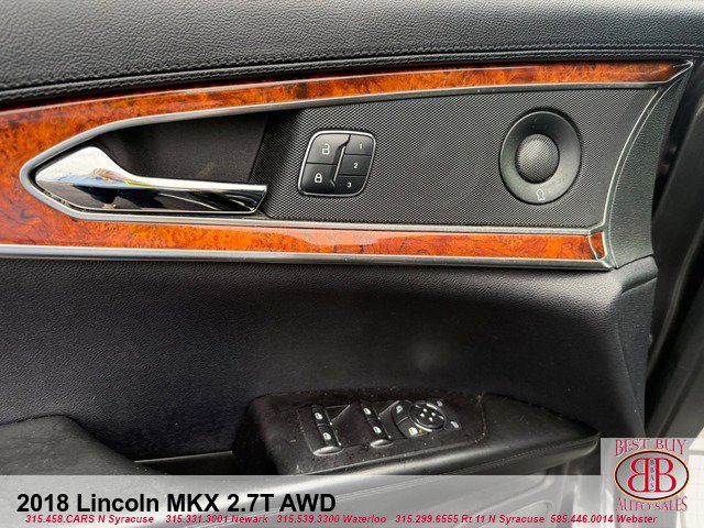 Used 2018 Lincoln MKX Reserve w/ Driver Assistance Package AWD/4WD image 16