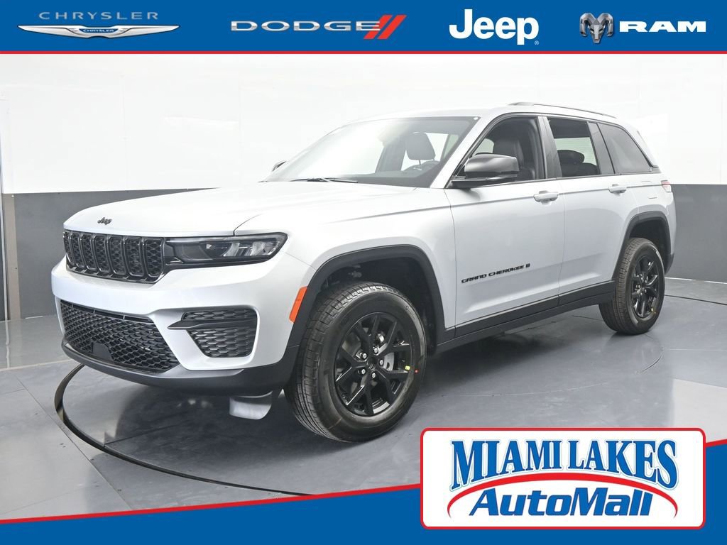 New 2025 Jeep Grand Cherokee Altitude image 1