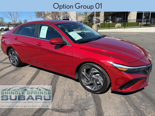 Used 2025 Hyundai Elantra SEL image 2