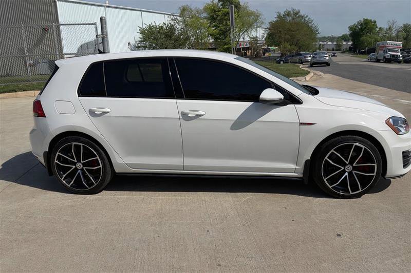 Used 2016 Volkswagen GTI SE FWD image 7