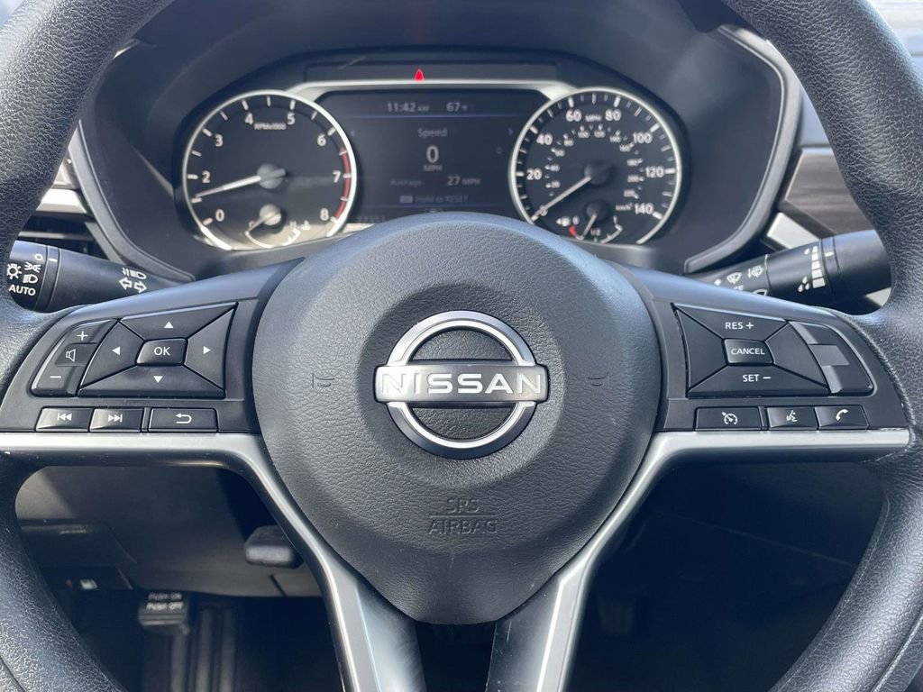 Used 2024 Nissan Altima 2.5 SV FWD image 21