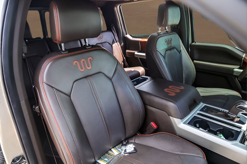 Used 2017 Ford F150 King Ranch w/ Equipment Group 601A Luxury AWD/4WD image 31